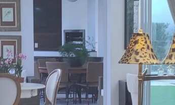 Imagem 5: Vendo Casa no Condomínio Damha I, com 4 suítes, fino acabamento, piscina, 446m² de constru