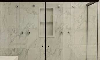 Imagem 7: Casa Nova e Completa no Condomínio La Montagne com 3 suítes, Piscina e Energia Solar