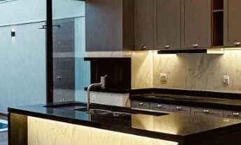 Imagem 5: Casa Nova e Completa no Condomínio La Montagne com 3 suítes, Piscina e Energia Solar