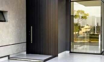 Imagem 2: Casa Nova e Completa no Condomínio La Montagne com 3 suítes, Piscina e Fino Acabamento