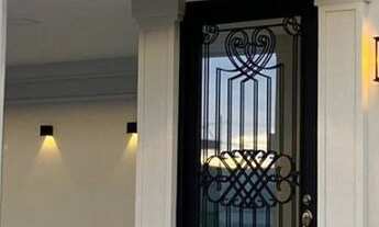 Imagem: Vendo casa Nova Estilo Neoclássico no Setlife