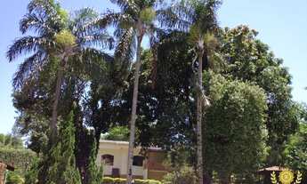 Imagem 2: Chácara à venda em Monte Mor-SP, Parque Virapuera: com 3 casas, com área de lazer com pisc