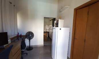 Imagem 4: Casa à venda em Taubaté-SP: Espaçosa residência com 3 quartos, suíte e 5 vagas de garagem!