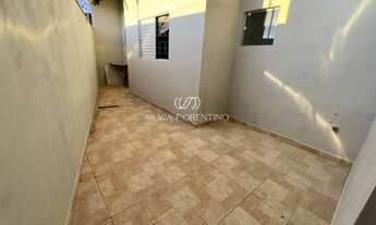 Imagem 5: Imperdível casa à venda em Taubaté-SP, Bairro Jardim Oásis: 2 quartos, 1 suíte, 1 sala, 2