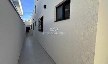 Imagem 3: Imperdível casa em condomínio com 3 suítes e 250m² em Piracangaguá, Taubaté-SP!