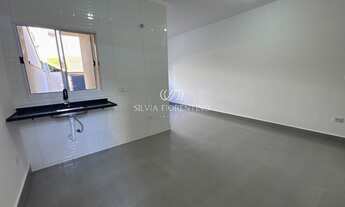 Imagem 3: Imperdível oportunidade de adquirir casa com 2 quartos e suíte no Residencial Estoril em T