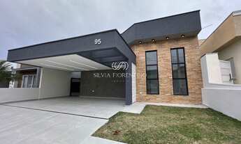 Imagem: Casa em Condomínio à Venda em Tremembé-SP