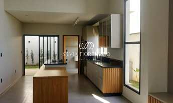 Imagem: Casa de Luxo em Condomínio - 3 Quartos