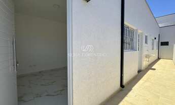 Imagem 2: Imperdível oportunidade de adquirir casa com 2 quartos, 1 suíte e 55,00m² no Barreiro, Tau