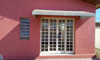 Imagem: Casa à venda com 2 quartos, sala ampla