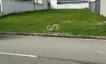 Imagem 3: Terreno de 344 m² em condomínio de luxo em Taubaté-SP, no bairro Piracangaguá: sua oportun