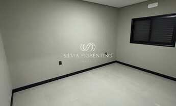 Imagem 4: Casa em Condomínio de Luxo em Piracangaguá, Taubaté-SP: 3 Quartos, 1 Suíte, 3 Banheiros, 2