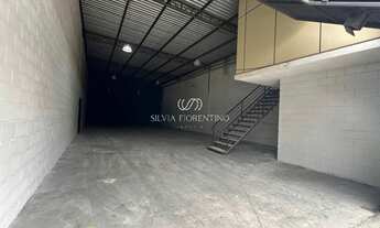 Imagem 3: Galpão para locação em Taubaté-SP, Jardim Baronesa: 1 sala, 2 banheiros, 1 vaga, 300m². Ve