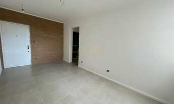 Imagem 4: Apartamento reformado - 2 Dormitórios com 1 suíte, Sala ampla, Cozinha, 1 Banheiro social