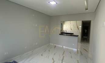 Imagem 3: Casa 2 Dormitórios com 2 suítes, 1 Cozinha americana, 2 Banheiros, 1 Sala, 2 Vagas de gar