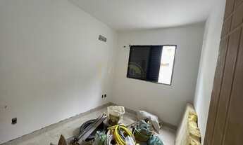 Imagem 3: Sobreposta baixa 3 Dormitórios, Sala com dois ambientes, Cozinha reformada e 1 Banheiro