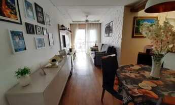 Imagem 3: Apartamento reformado com lazer completo no Embaré