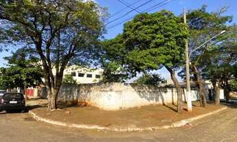 Imagem: Terreno à venda no centro de Dourados Ms