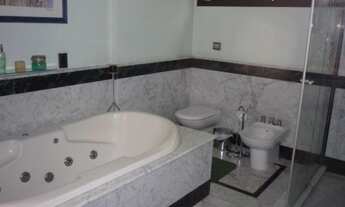 Imagem 2: APARTAMENTO COM 250 METROS, SENDO 03 SUÍTES E 04 VAGAS