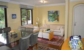 Imagem 2: BELO APARTAMENTO BEM LOCALIZADO COM 132 METROS, 4 DORMITÓRIOS SENDO UMA SUÍTE E 2 VAGAS