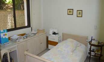 Imagem 6: BELO APARTAMENTO BEM LOCALIZADO COM 132 METROS, 4 DORMITÓRIOS SENDO UMA SUÍTE E 2 VAGAS