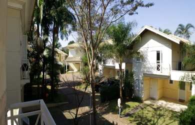 Imagem 3: BELÍSSIMA CASA COM 242 METROS, 3 SUÍTES E 4 VAGAS