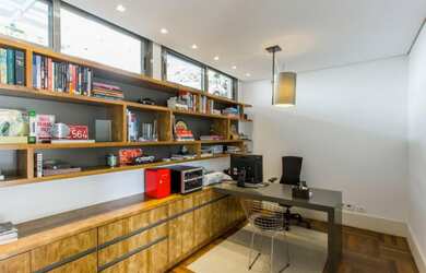 Imagem 6: BELÍSSIMA CASA COM 388 METROS, SENDO 03 SUÍTES E 08 VAGAS