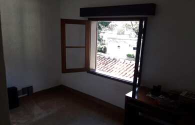 Imagem 3: BELÍSSIMA CASA COM 270 METROS, 03 DORMITÓRIOS SENDO 01 SUÍTE E 03 VAGAS