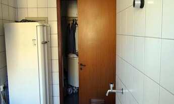 Imagem 5: APARTAMENTO BEM AMPLO COM 200 METROS, 4 DORMITÓRIOS SENDO TRÊS SUÍTES E 4 VAGAS