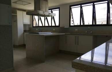 Imagem 5: APARTAMENTO COM 236 METROS, 03 SUÍTES E 04 VAGAS