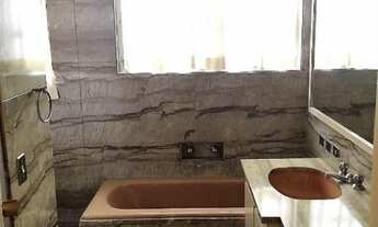 Imagem 6: APARTAMENTO COM 500 METROS, POSSUI 4 DORMITÓRIOS SENDO UMA SUÍTE E QUATRO VAGAS. R$ 3.470