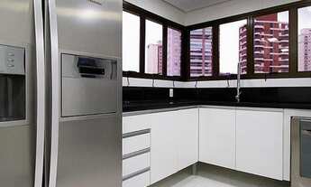 Imagem 7: APARTAMENTO COM 230 METROS, POSSUI 4 SUÍTES E QUATRO VAGAS. R$ 2.800.000,00 – CHÁCARA KLAB