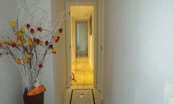 Imagem 7: APARTAMENTO COM 250 METROS, POSSUI 4 DORMITÓRIOS SENDO DUAS SUÍTES E 4 VAGAS. R$ 1.800.000