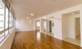 Imagem: APARTAMENTO COM 254 METROS, POSSUI 3 SUÍTES