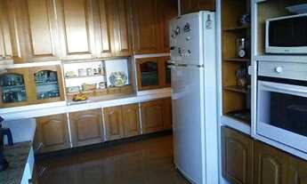 Imagem 7: APARTAMENTO COM 273 METROS, POSSUI 4 DORMITÓRIOS SENDO UMA SUÍTE E TRÊS VAGAS. R$ 2.000.00