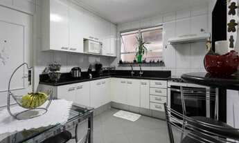 Imagem 4: APARTAMENTO BEM LOCALIZADO COM 110 METROS, 3 DORMITÓRIOS SENDO UMA SUÍTE E 02 VAGAS. R$ 1