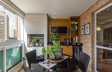 Imagem 7: APARTAMENTO LINDÍSSIMO COM 239 METROS, POSSUI 4 SUÍTES E QUATRO VAGAS. R$ 3.500.000,00 – B