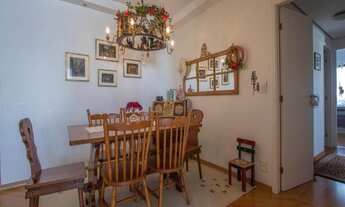 Imagem 2: APARTAMENTO COM 127 METROS, POSSUI 4 DORMITÓRIOS SENDO UMA SUÍTE E DUAS VAGAS. R$ 721.000