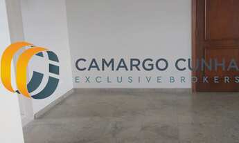 Imagem 5: Apartamento com 152 metros, possui 4 dormitórios sendo duas suítes e três vagas. R$ 700.00