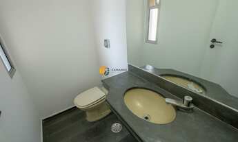 Imagem 5: Apartamento com 160 metros, possui 4 dormitórios sendo duas suítes e duas vagas. R$ 795.00