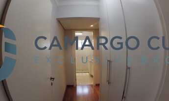 Imagem 6: Apartamento com 142 metros, possui 3 dormitórios sendo uma suíte e 3 vagas