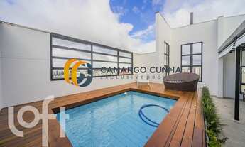 Imagem: Cobertura duplex com 236 metros, possui