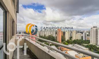 Imagem 7: Cobertura duplex com 236 metros, possui 3 dormitórios sendo duas suítes e três vagas. R$ 1