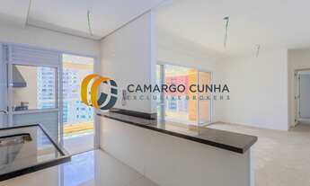 Imagem 6: Apartamento com 103 metros, possui 3 dormitórios sendo uma suíte e duas vagas. R$ 862.000