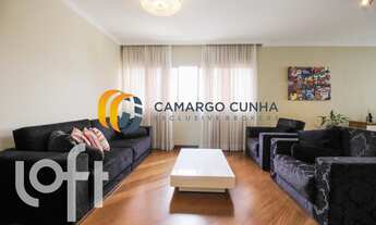 Imagem 3: Apartamento com 199 metros, possui 4 dormitórios sendo duas suítes e três vagas. R$ 1.090