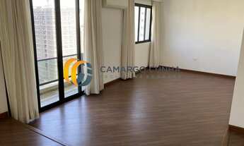 Imagem 5: Cobertura duplex com 490 m², possui 4 dormitórios, sendo uma suíte e seis vagas - Moema/SP