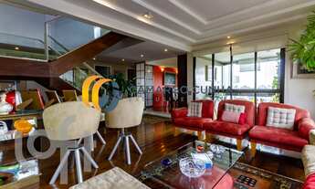 Imagem 7: Cobertura duplex com 300 metros, possui 4 suítes e quatro vagas - Moema/SP