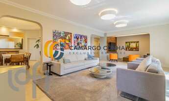 Imagem 4: Apartamento com 252 metros, possui 4 dormitórios sendo duas suítes e três vagas - Moema/SP