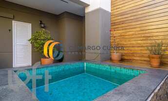 Imagem 3: Cobertura duplex com 253 m², possui 4 dormitórios, sendo duas suítes e quatro vagas -Lapa