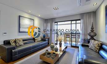 Imagem: Apartamento com 240 metros, possui 5 dormitórios